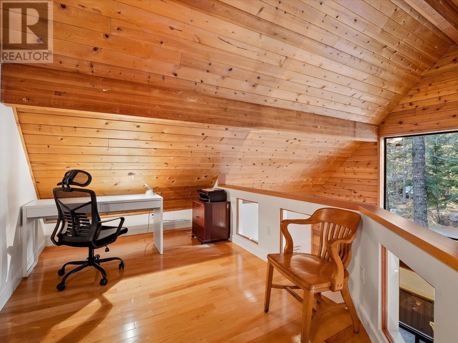 71 BLACK TUSK DRIVE, Whistler