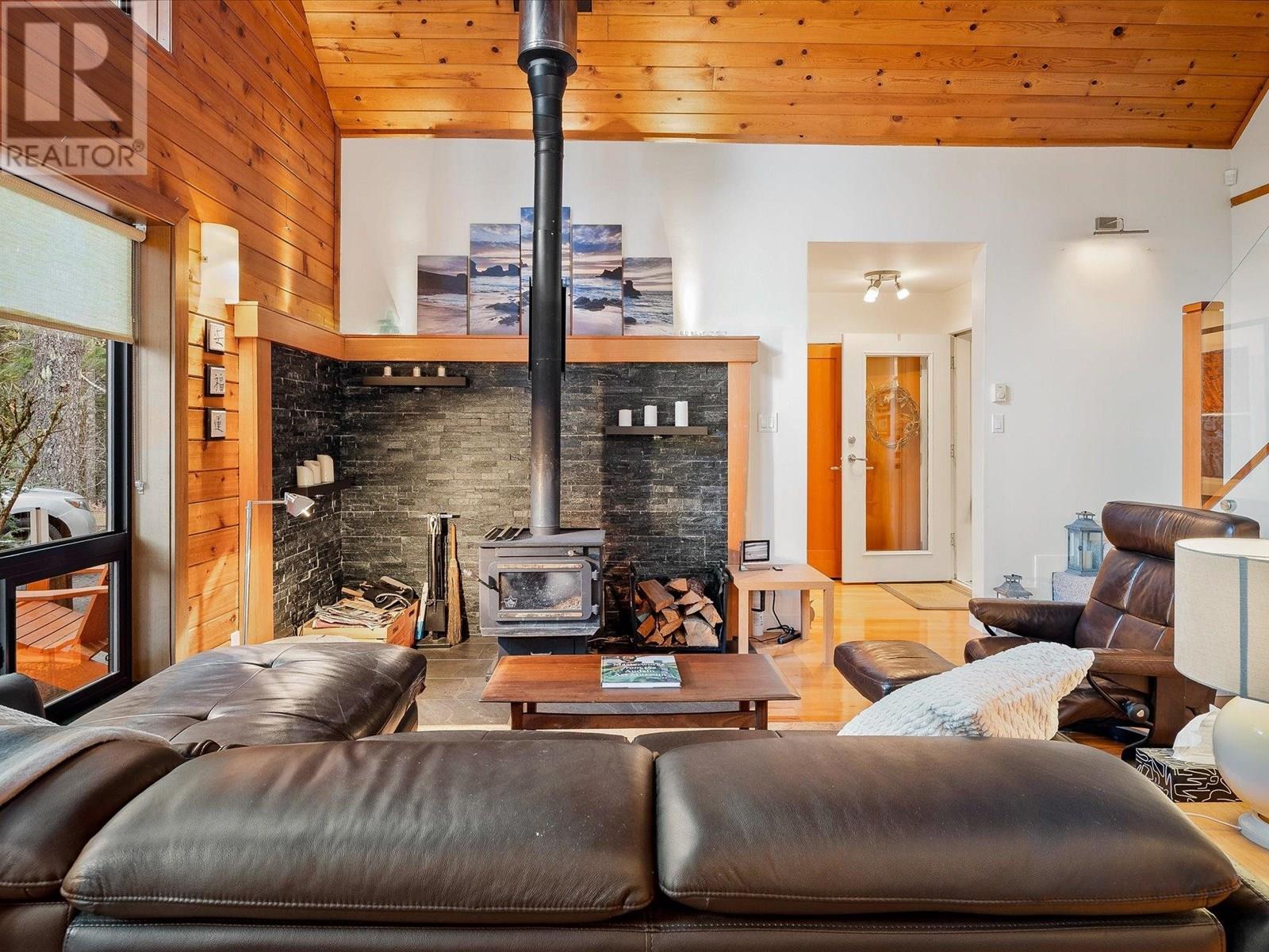 71 BLACK TUSK DRIVE, Whistler