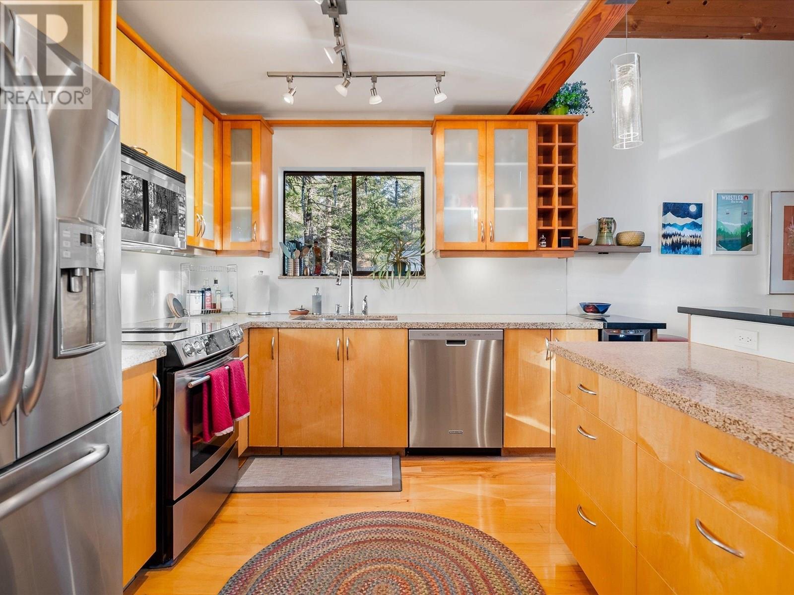 71 BLACK TUSK DRIVE, Whistler