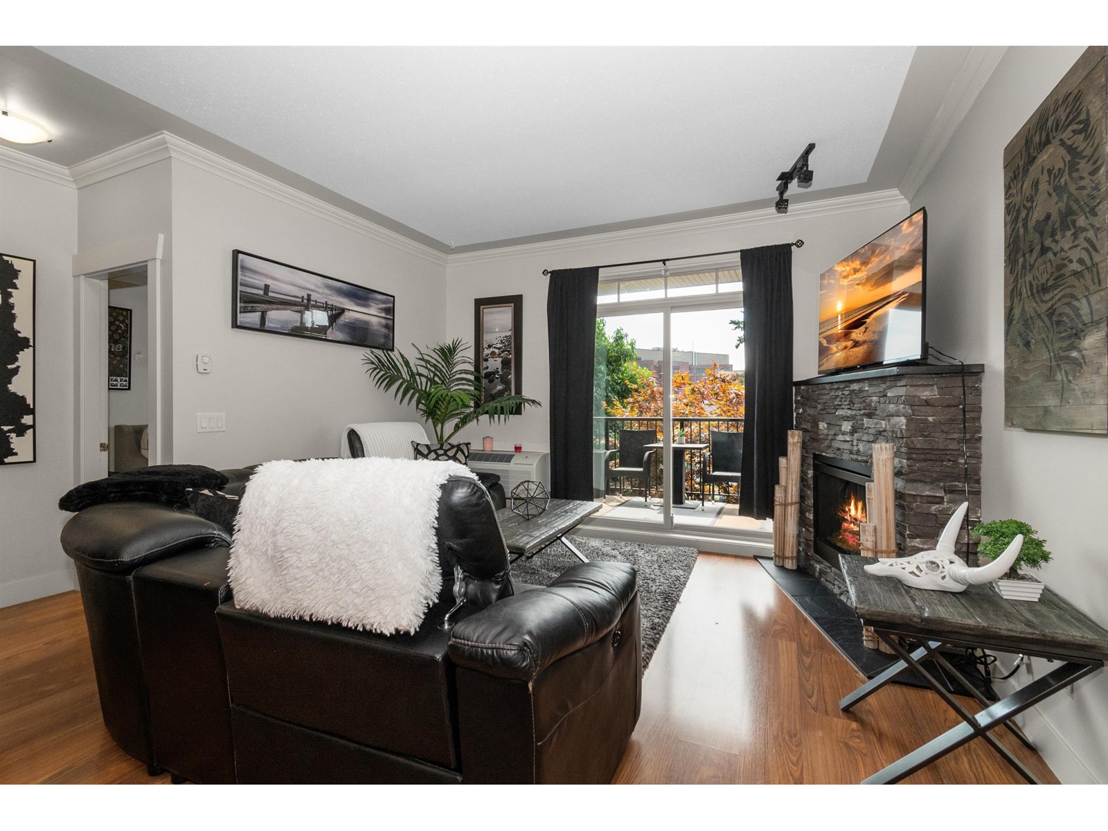 206 45615 BRETT AVENUE, Chilliwack Proper West, Chilliwack