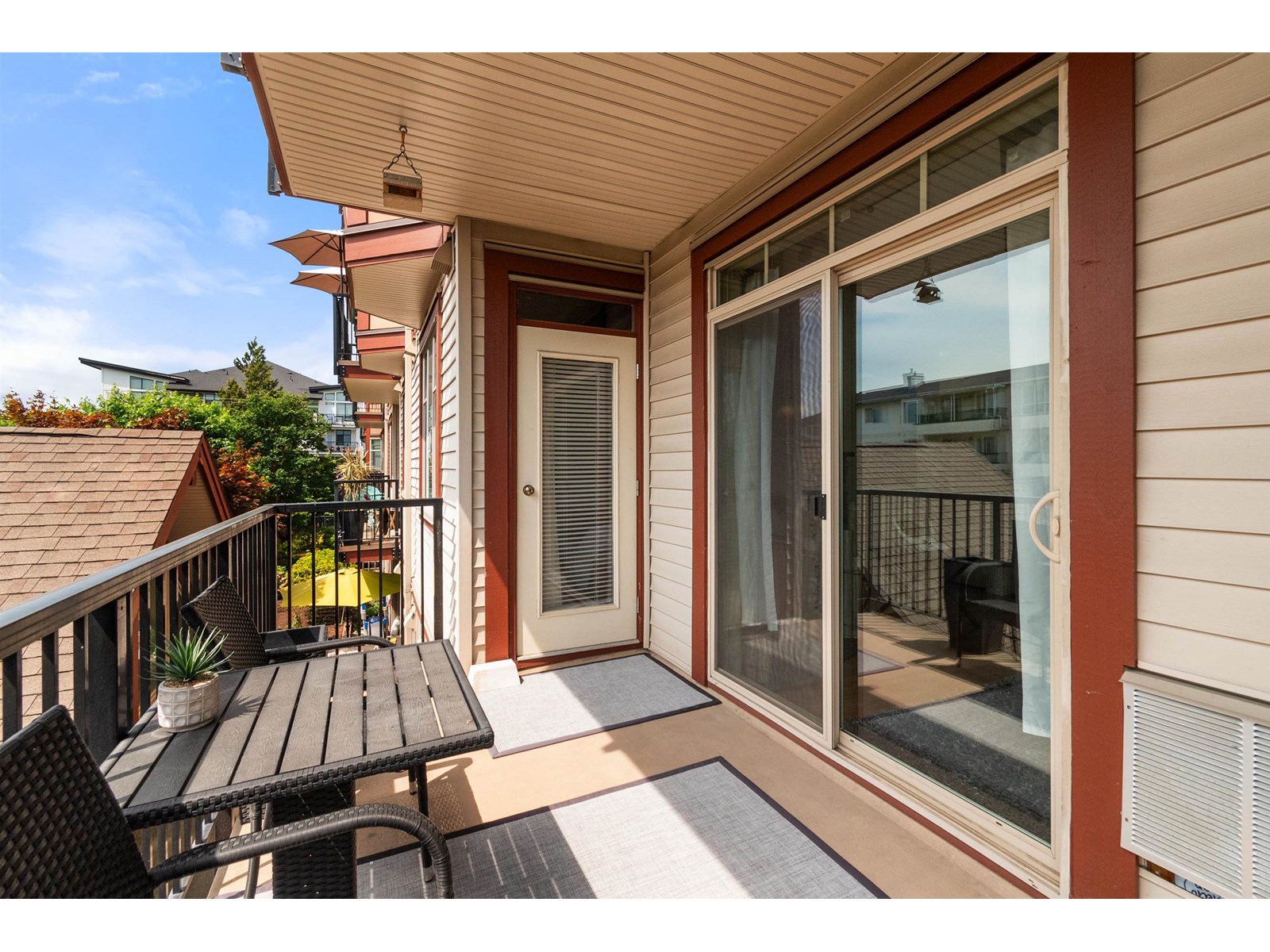 206 45615 BRETT AVENUE, Chilliwack Proper West, Chilliwack