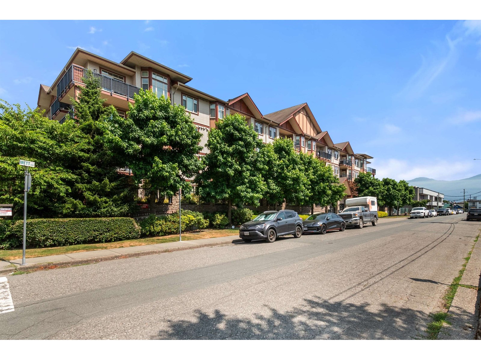 206 45615 BRETT AVENUE, Chilliwack Proper West, Chilliwack