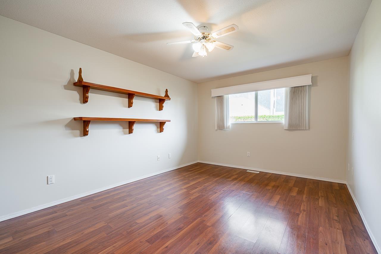 Photo 13 of 6 659 Douglas Street Hope, Hope BC