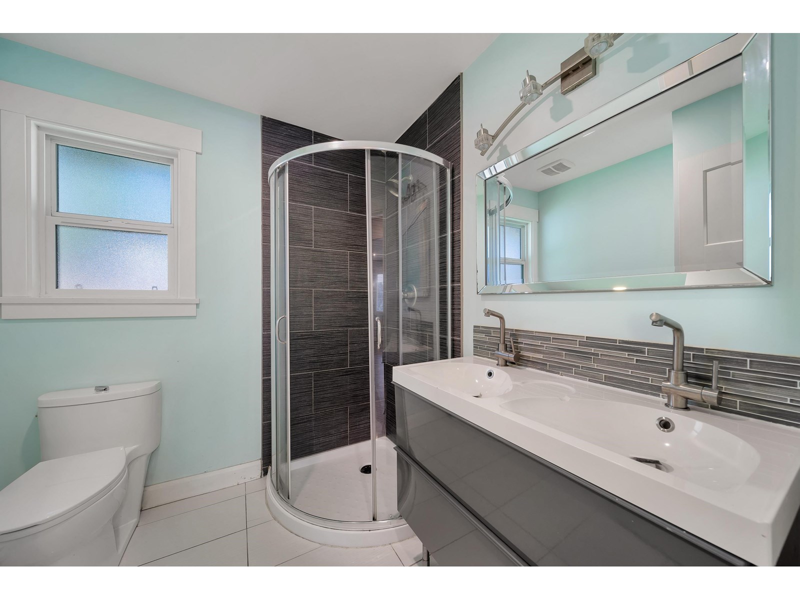 Photo 10 of 2152 Maywood Court, Abbotsford BC