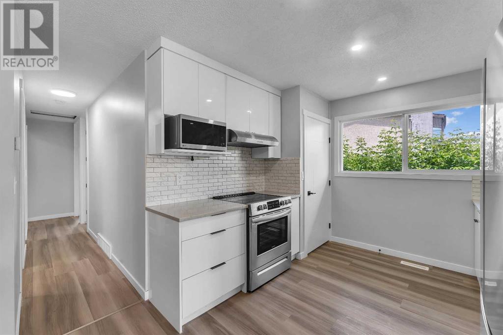 Photo 13 of 1117 36 Street Se, Calgary AB
