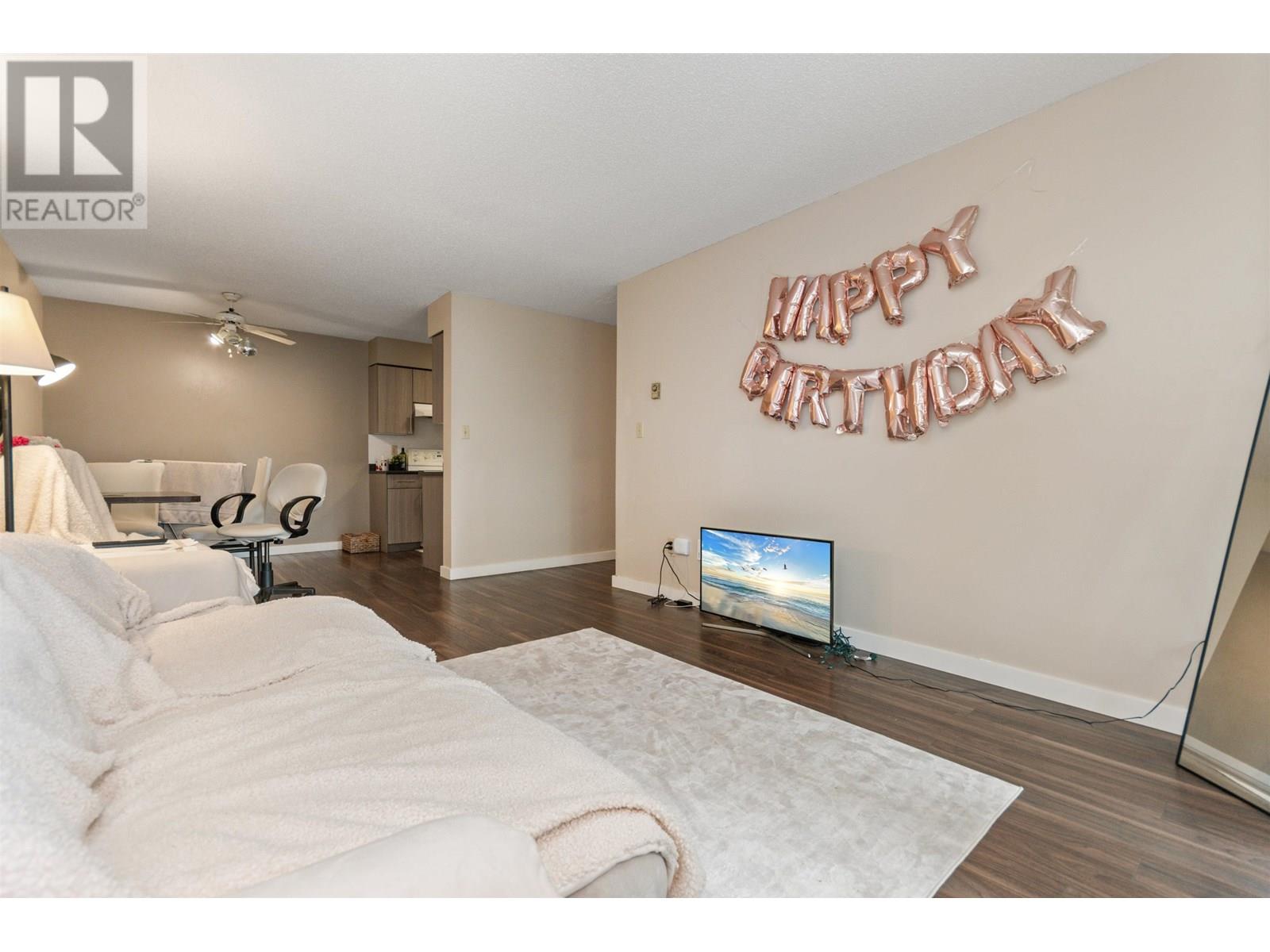 Photo 12 of 119 4363 Halifax Street, Burnaby BC