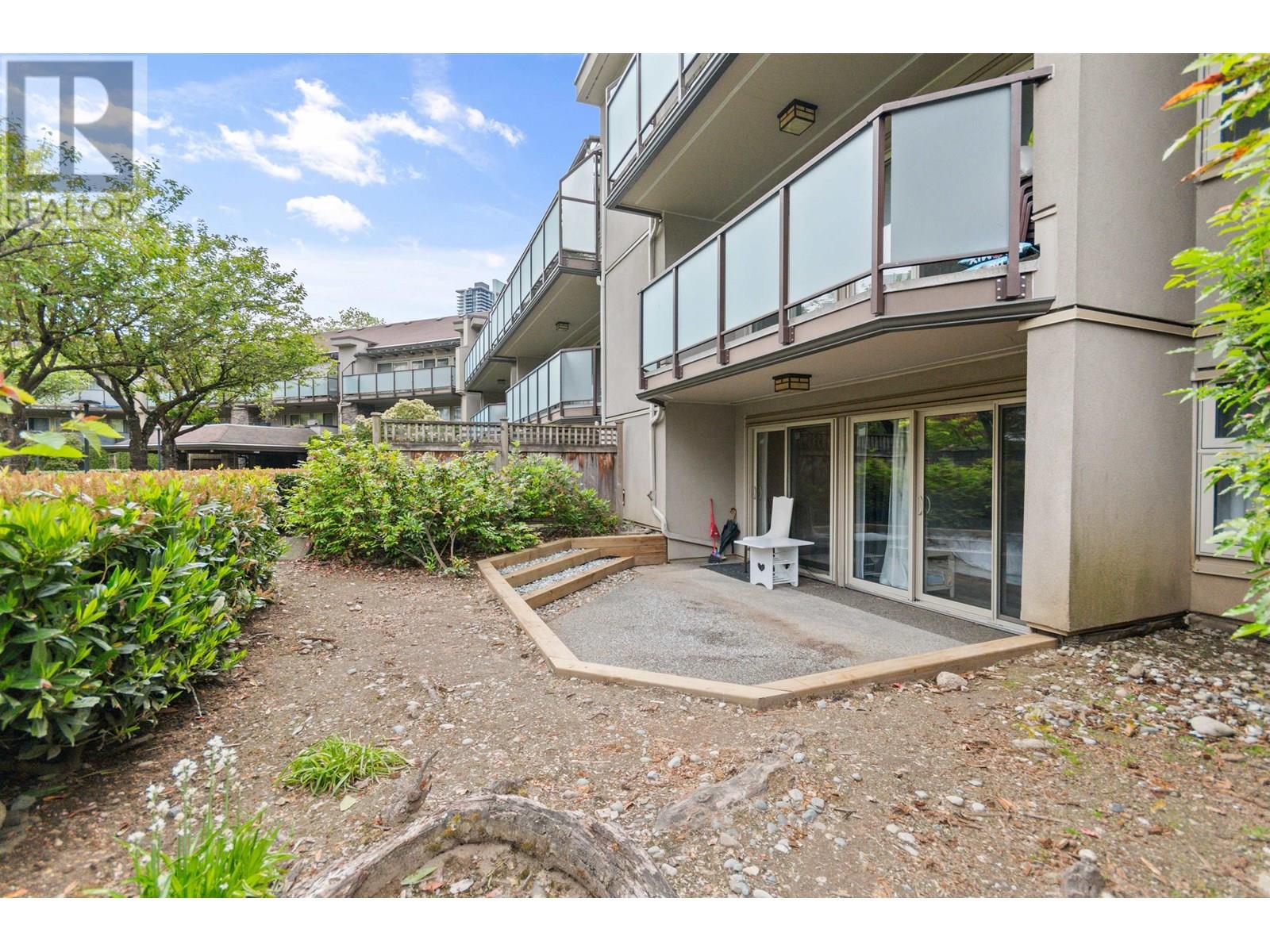 Photo 3 of 119 4363 Halifax Street, Burnaby BC