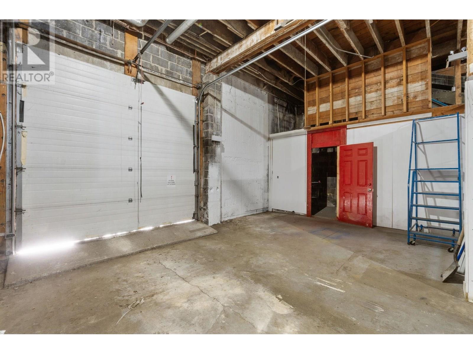 Photo 7 of Lower 22344 Lougheed Highway, Maple Ridge BC