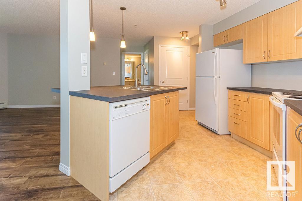 Photo 17 of 311 11453 Ellerslie Rd Sw, Edmonton AB
