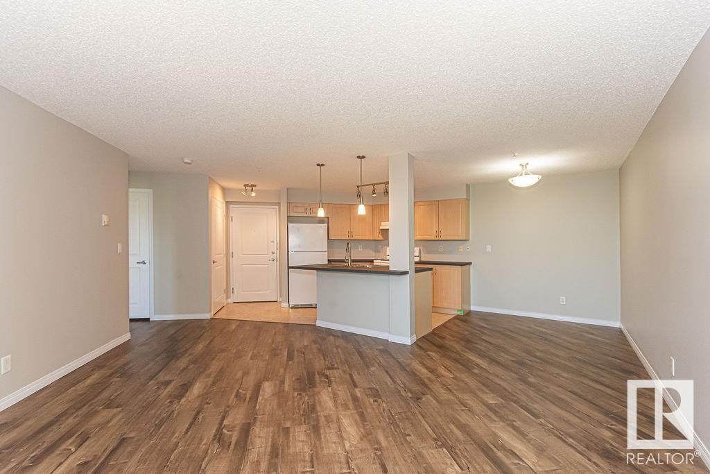 Photo 15 of 311 11453 Ellerslie Rd Sw, Edmonton AB