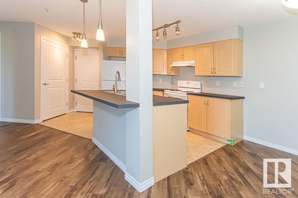 Photo 25 of 311 11453 Ellerslie Rd Sw, Edmonton AB
