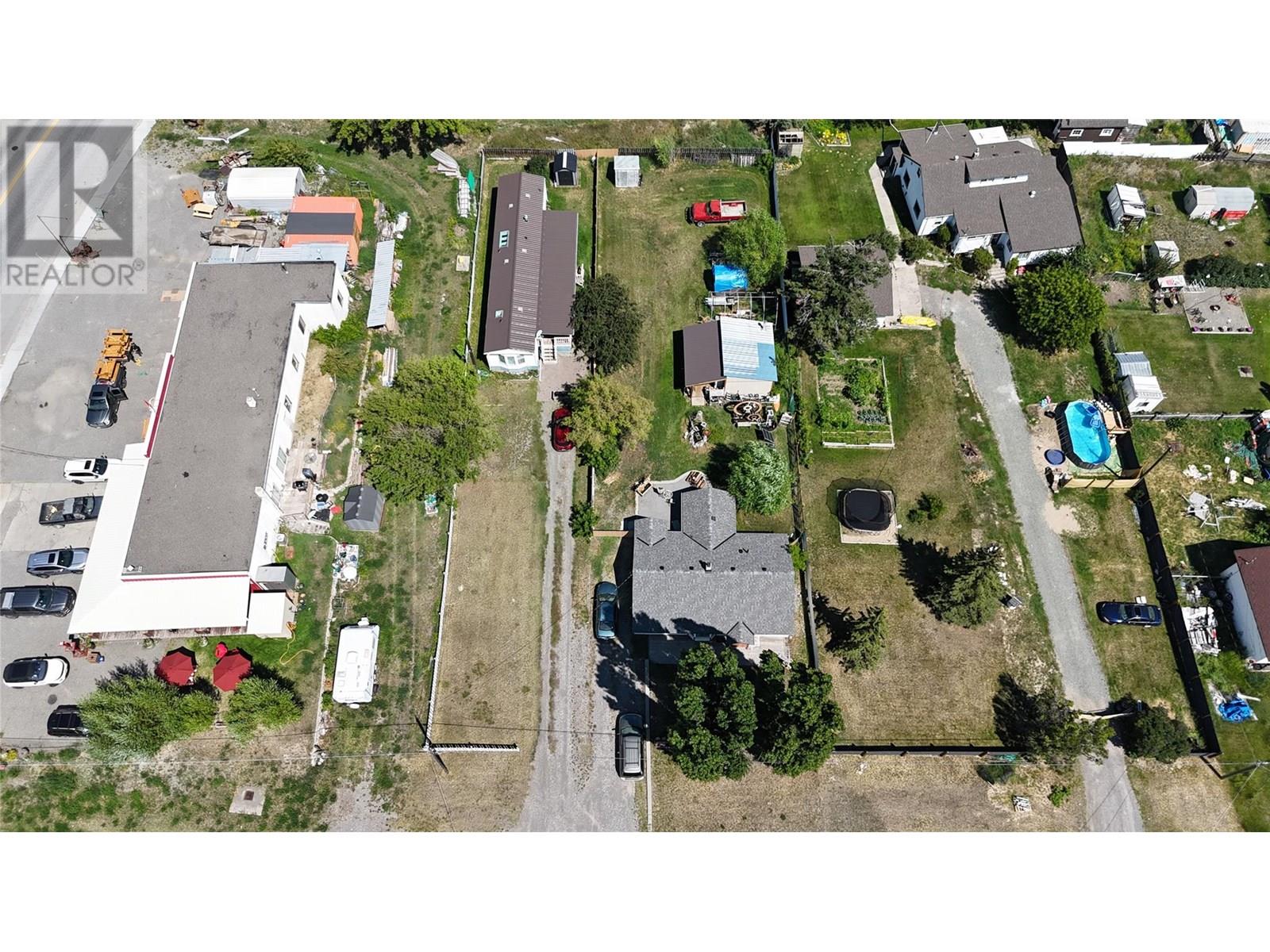 306 McDonald Avenue, Clinton