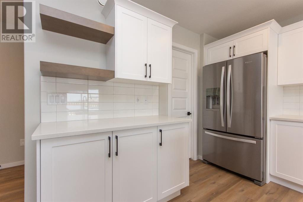 Photo 5 of 256 Augustus Way, Penhold AB
