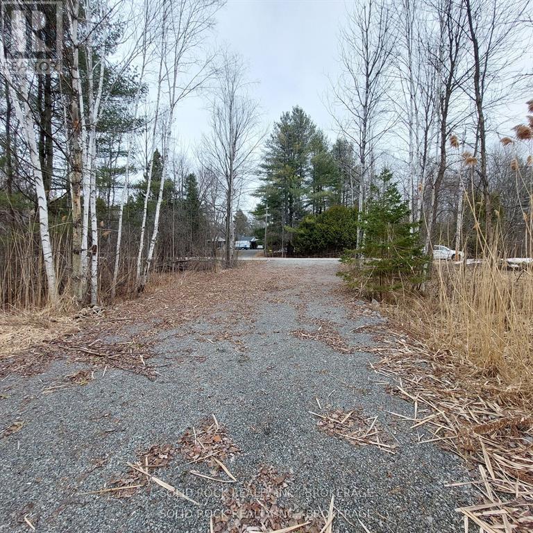 Photo 3 of 106 Perth Street, Rideau Lakes ON