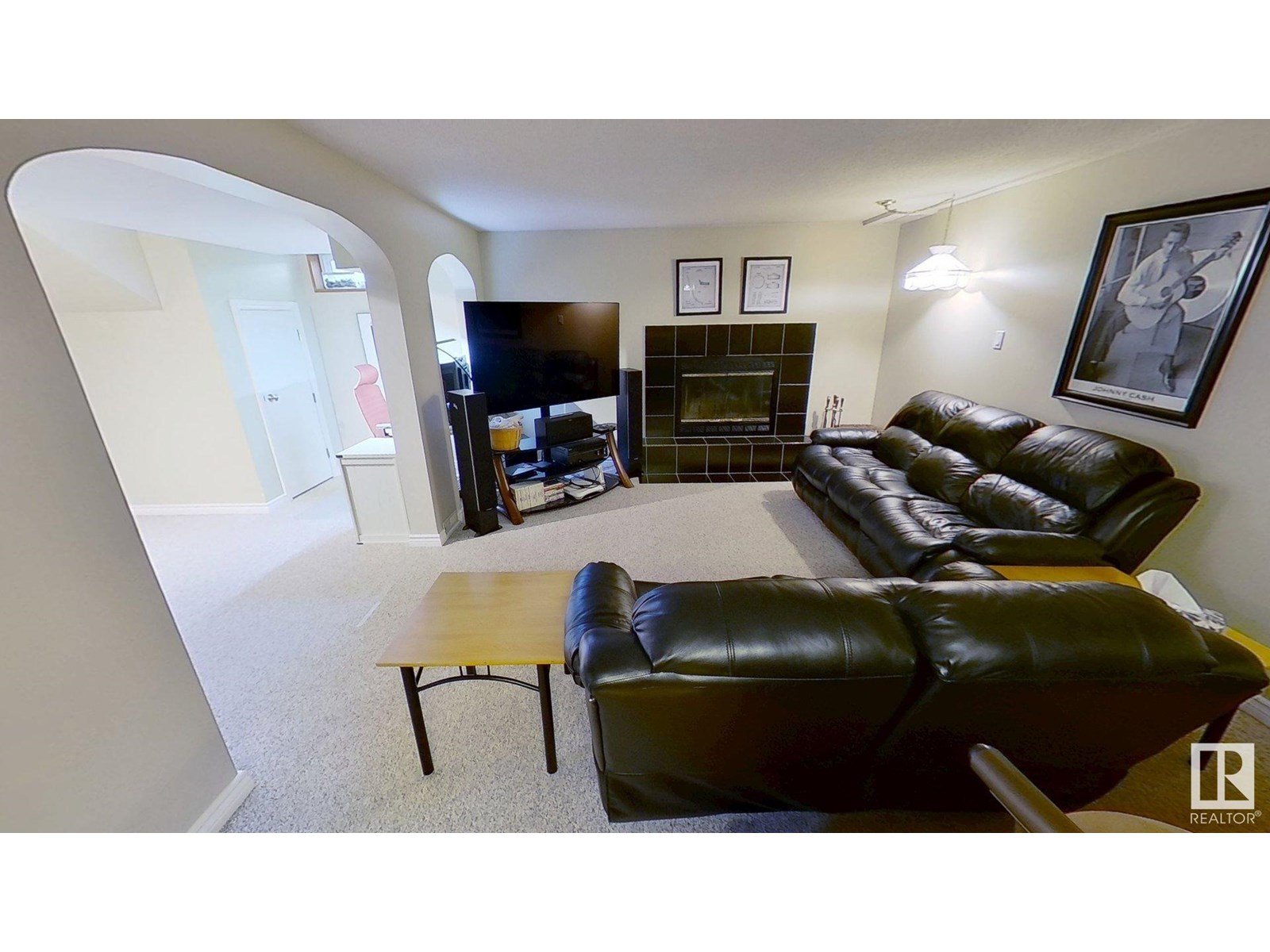 Photo 18 of 5510 59 St, Beaumont AB