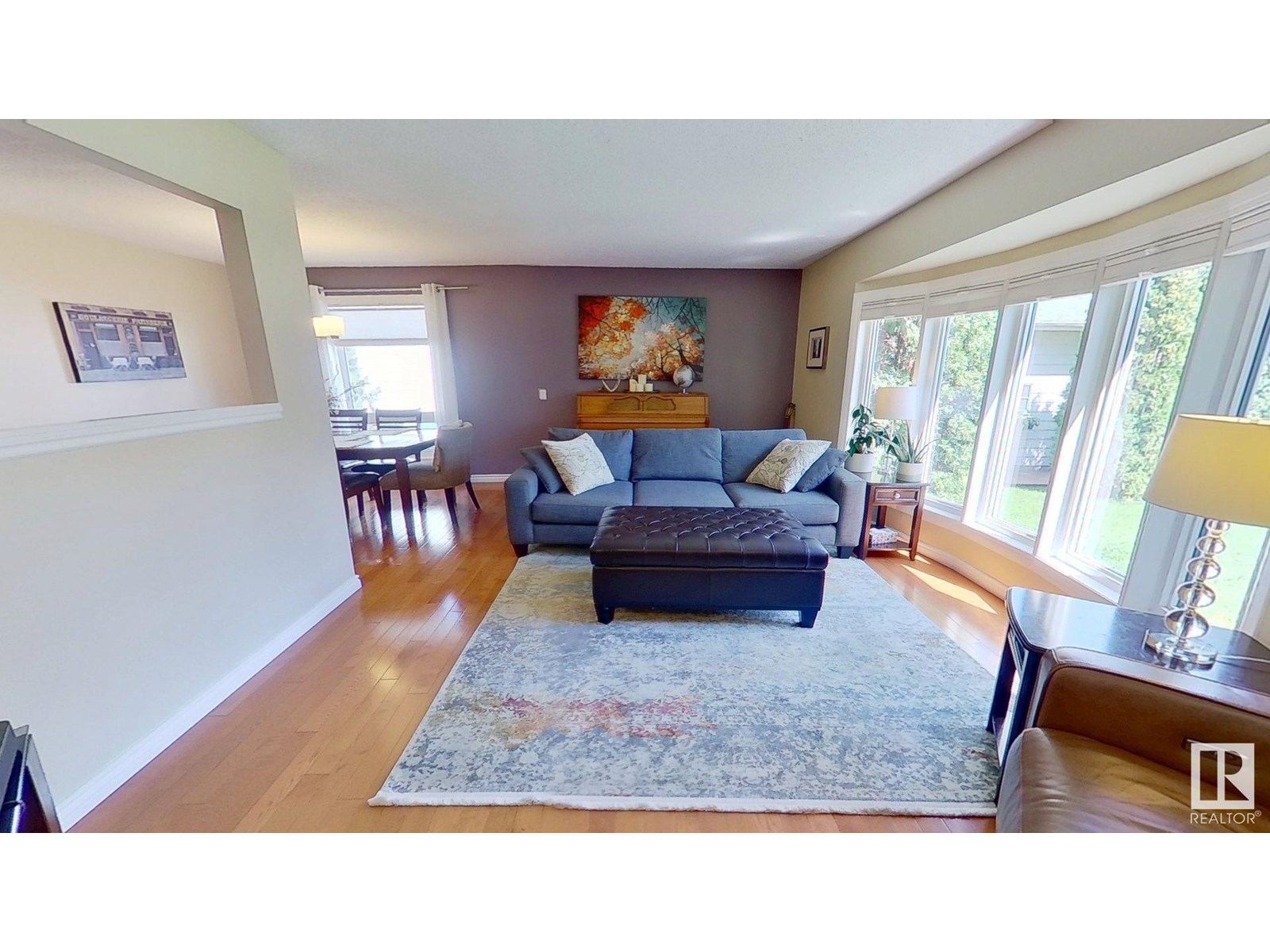 Photo 3 of 5510 59 St, Beaumont AB