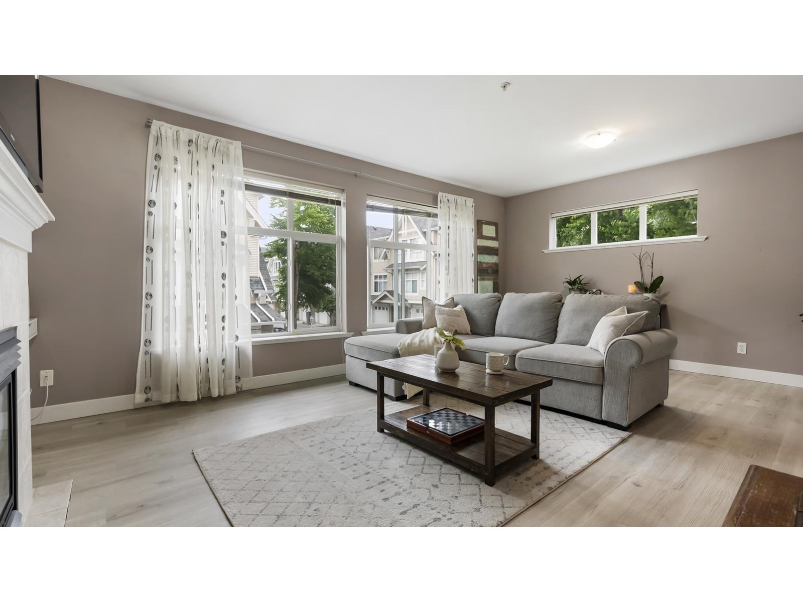 Photo 5 of 31 6450 199 Street, Langley BC