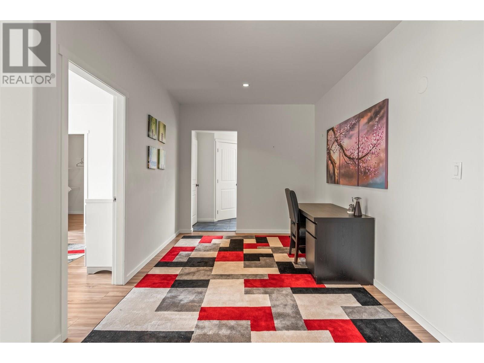 2640 Lakeshore Road, Vernon