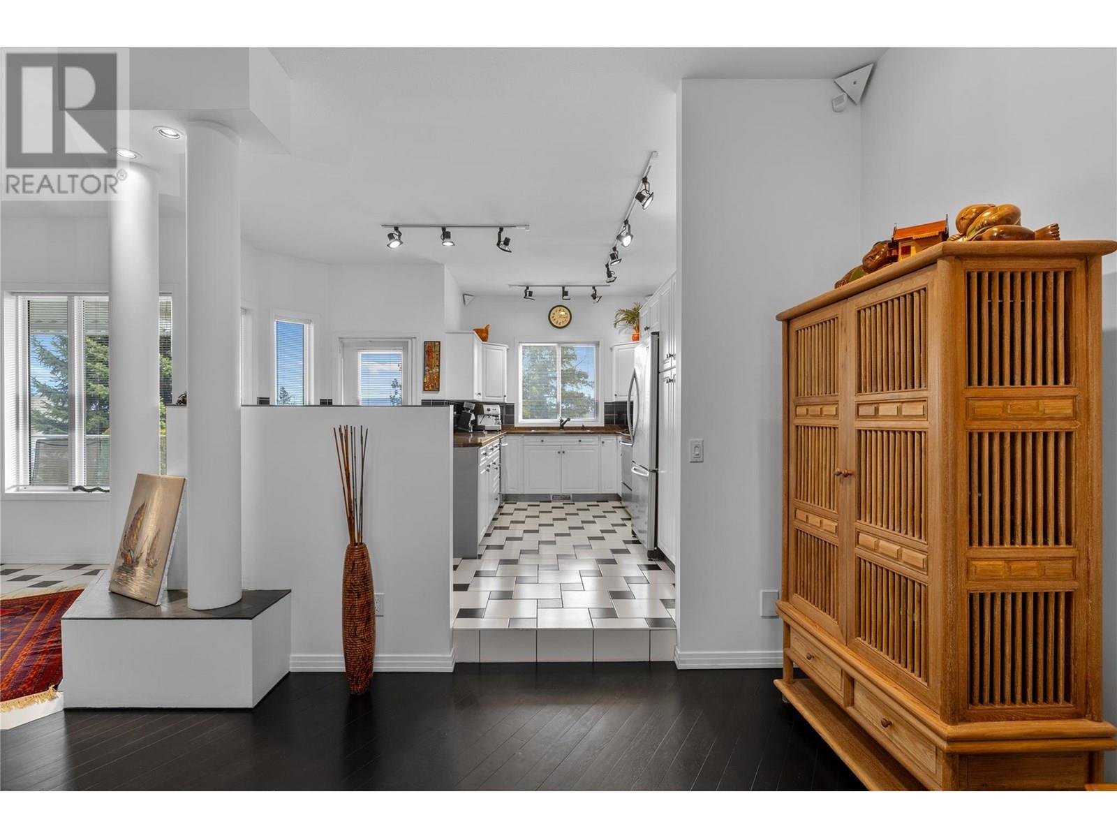  1116 Caledonia Way, West Kelowna