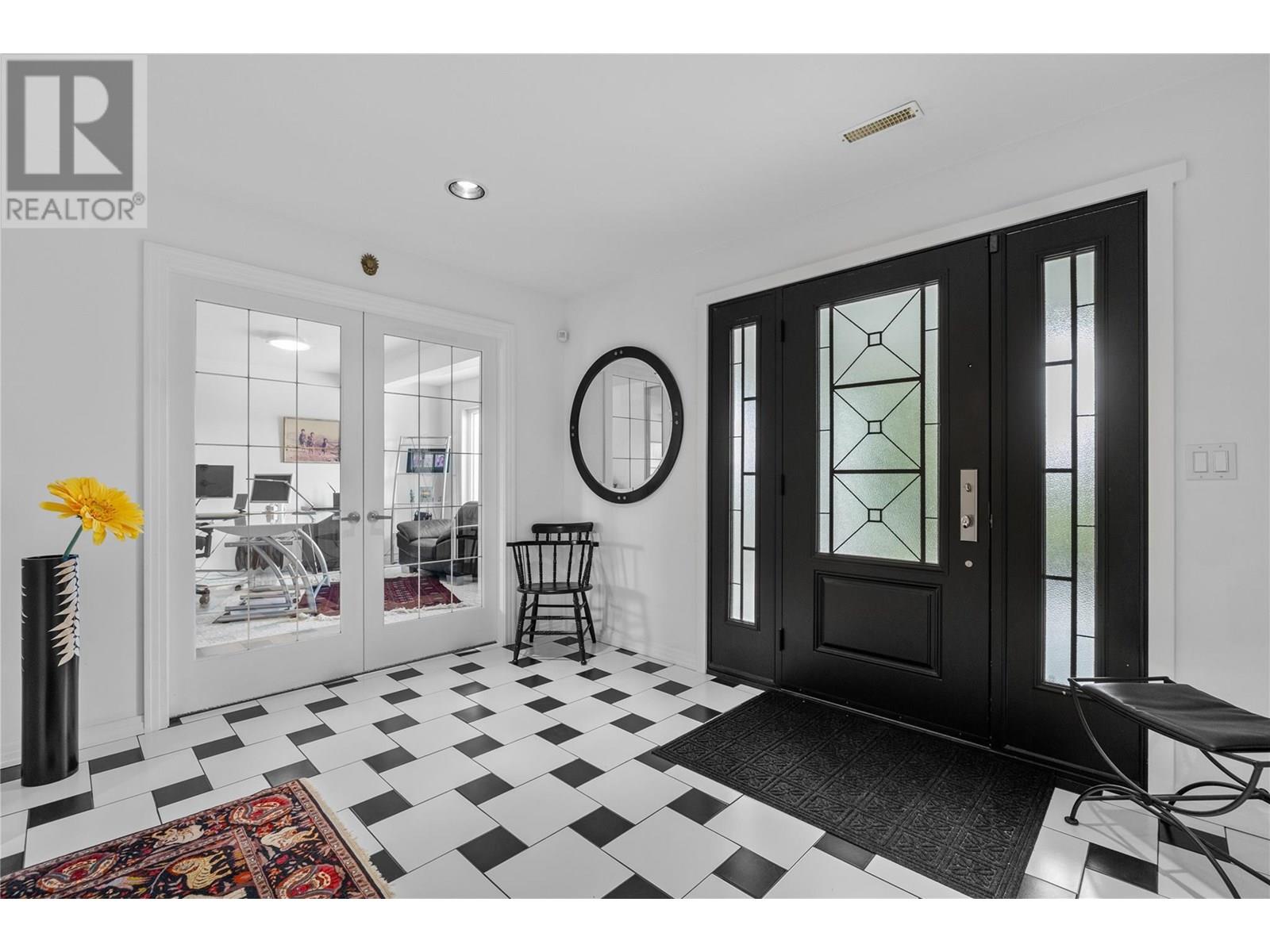  1116 Caledonia Way, West Kelowna