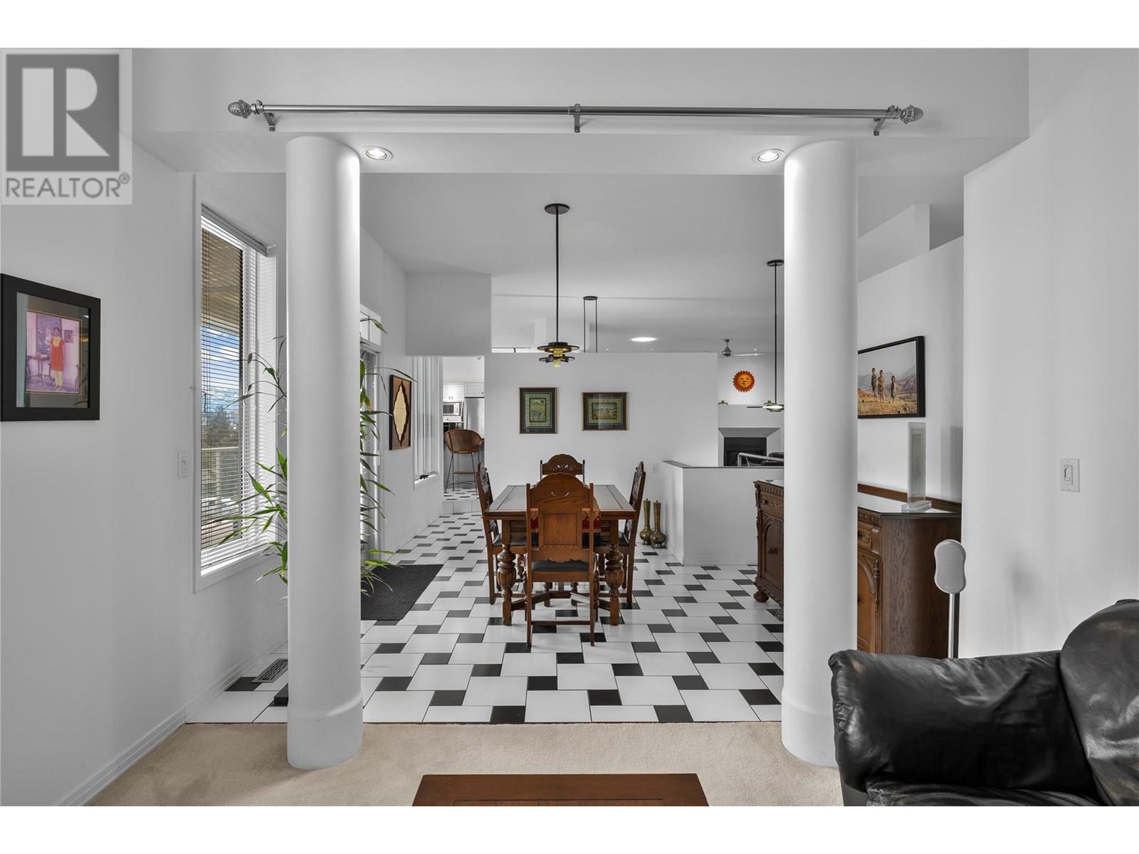  1116 Caledonia Way, West Kelowna