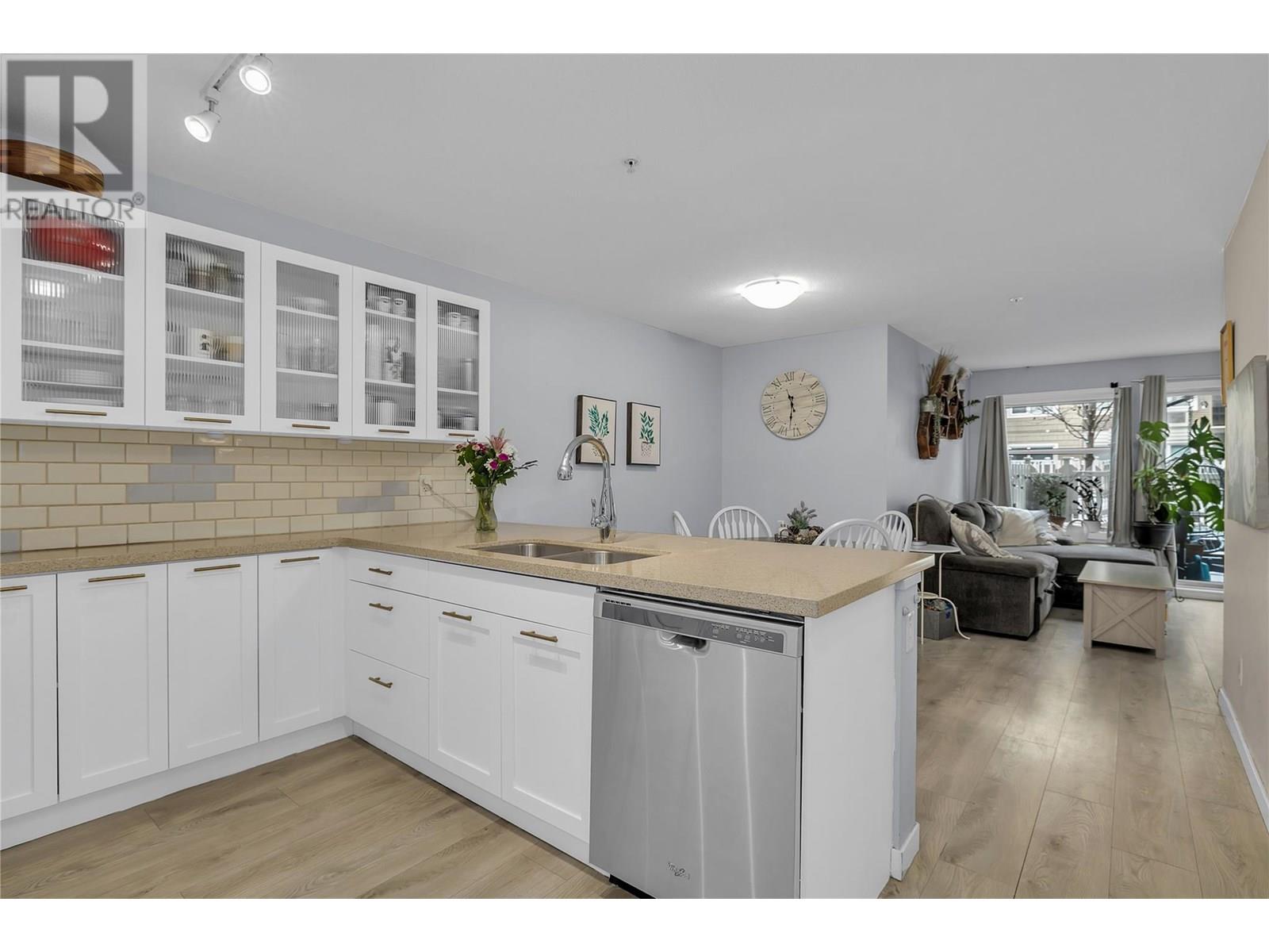 #111 539 YATES ROAD - Image 23