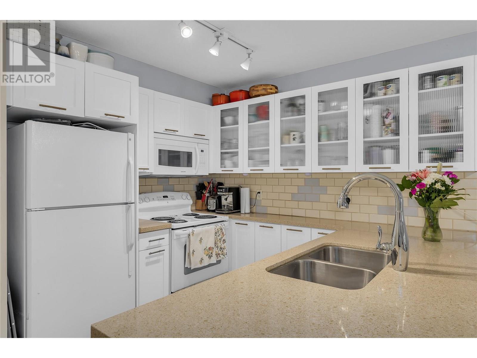 #111 539 YATES ROAD - Image 21