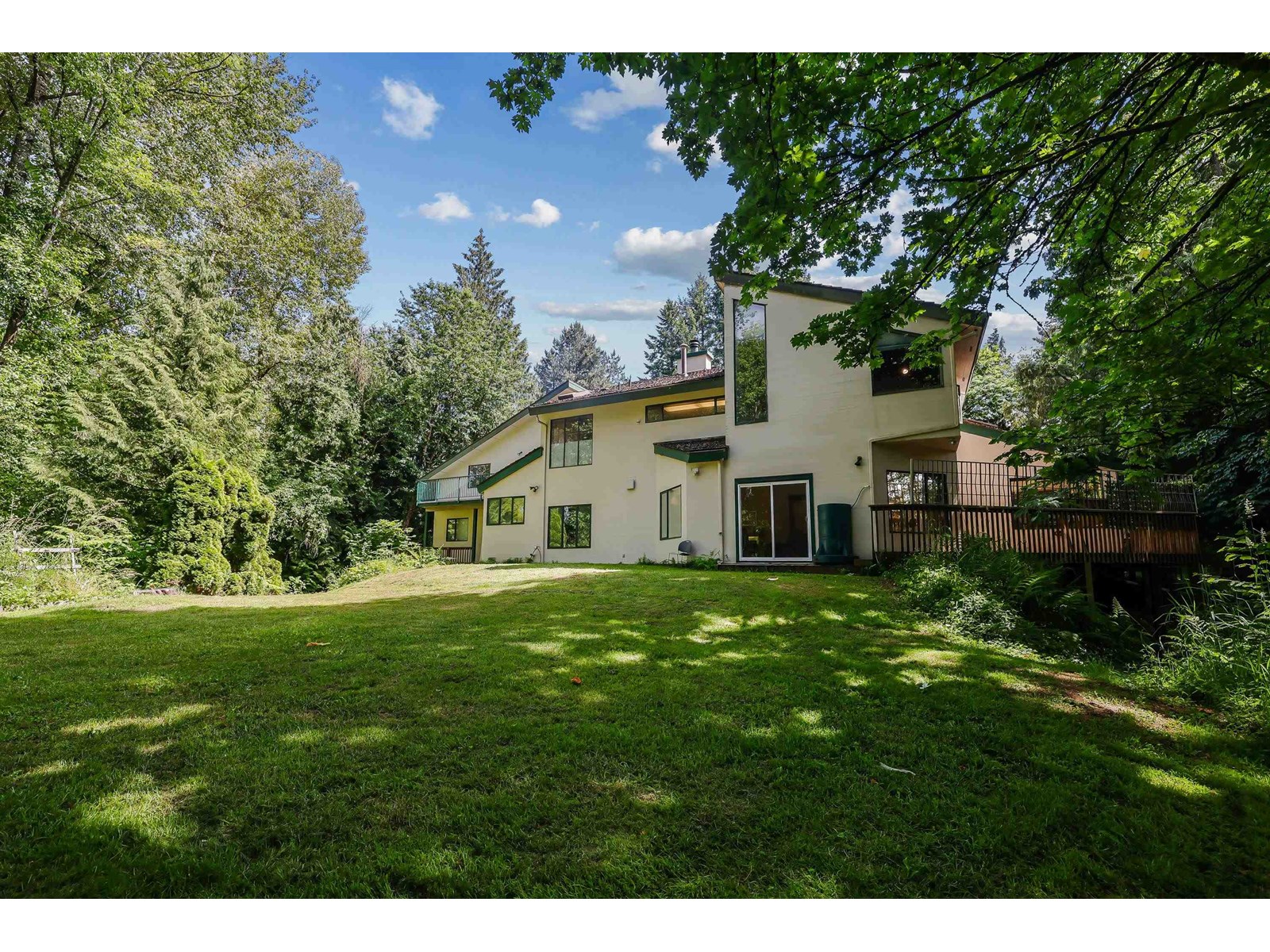 Photo 28 of 19025 84th Avenue, Surrey BC