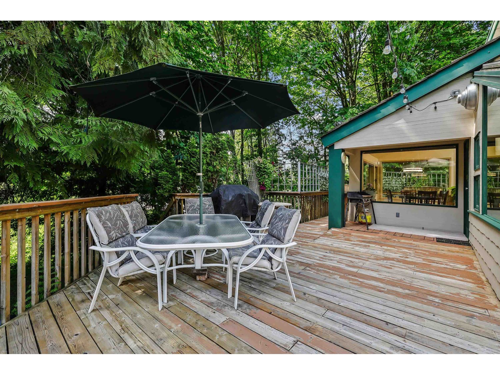Photo 10 of 19025 84th Avenue, Surrey BC