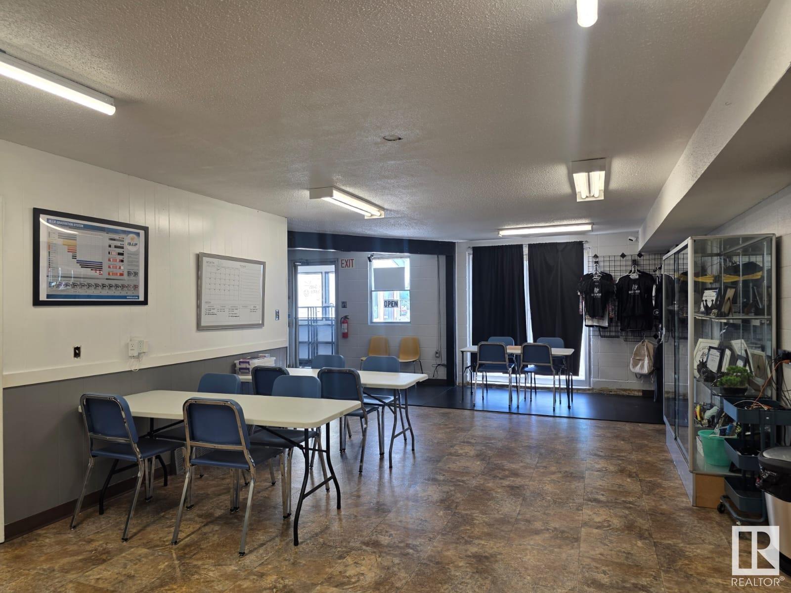 Photo 10 of 5516 53 Av, Drayton Valley AB
