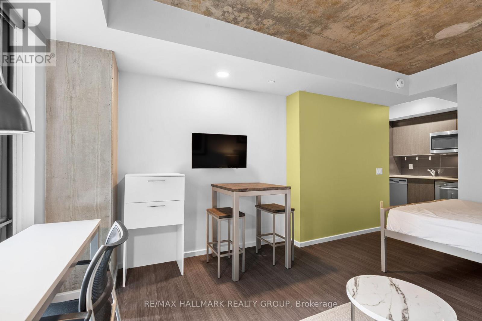 Photo 15 of 615 105 Champagne Avenue S, Ottawa ON