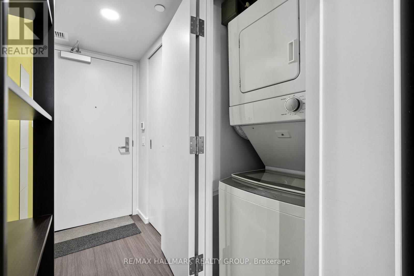Photo 7 of 615 105 Champagne Avenue S, Ottawa ON