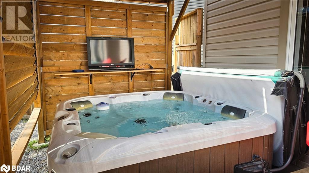 Photo 8 of 3086 Emperor Drive Drive, Orillia ON