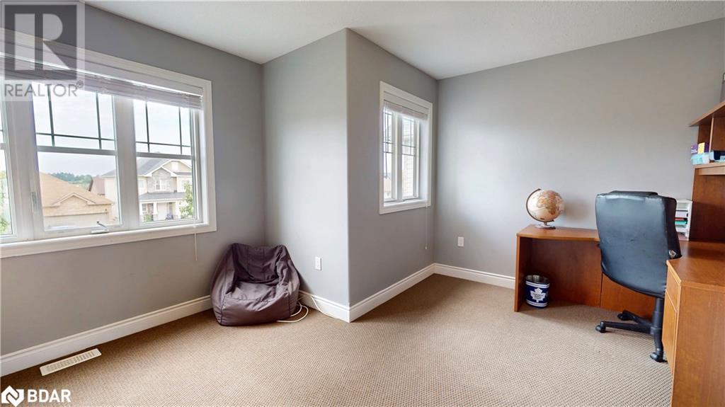 Photo 5 of 3086 Emperor Drive Drive, Orillia ON