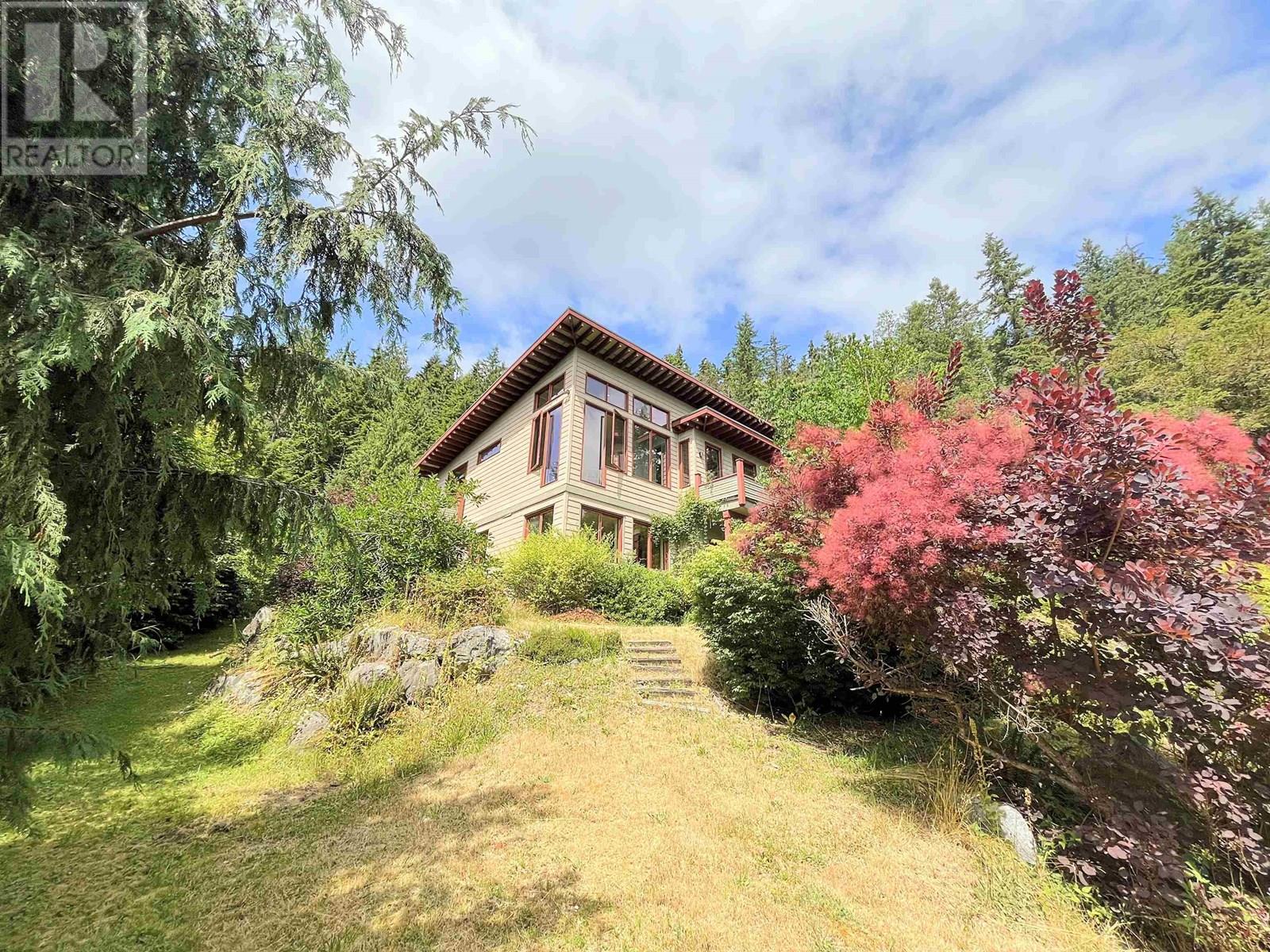 Photo 25 of 2923 Fern Drive, Port Moody BC