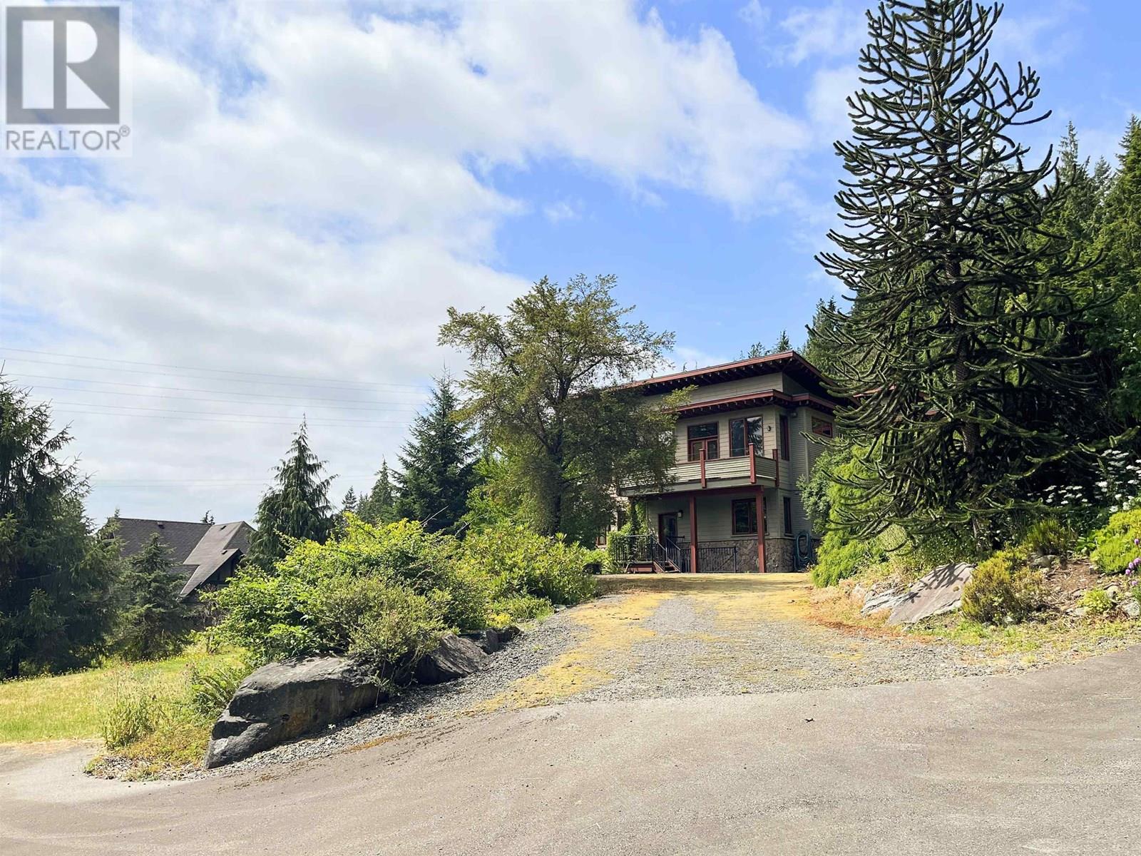 Photo 1 of 2923 Fern Drive, Port Moody BC