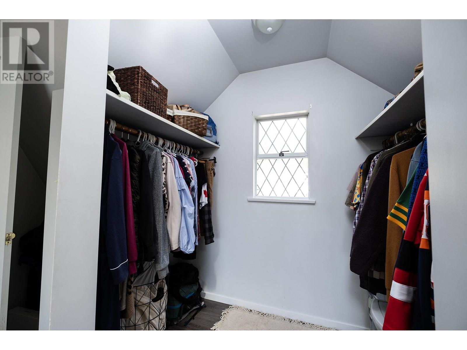 6563 ANCHOR PLACE, Sechelt