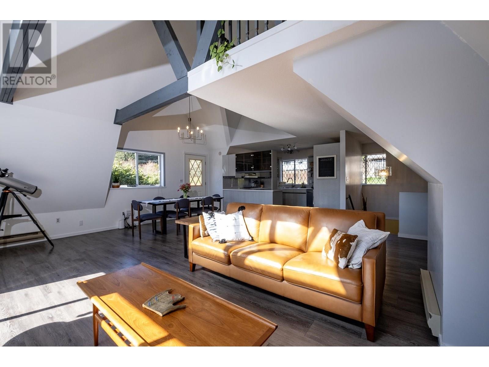 6563 ANCHOR PLACE, Sechelt