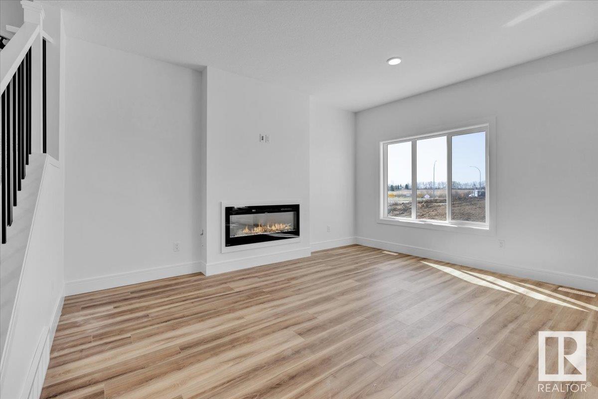 Photo 8 of 22 Sereno Ln, Fort Saskatchewan AB