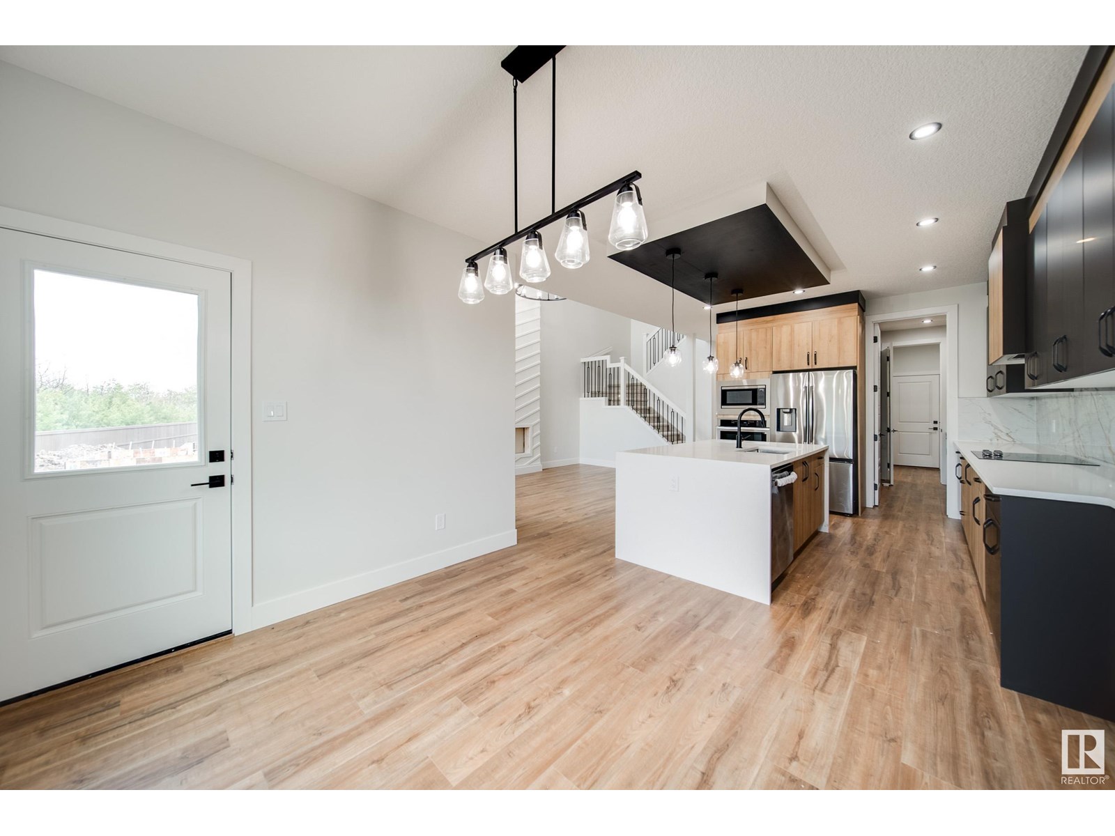 8812 183 AV NW, Edmonton