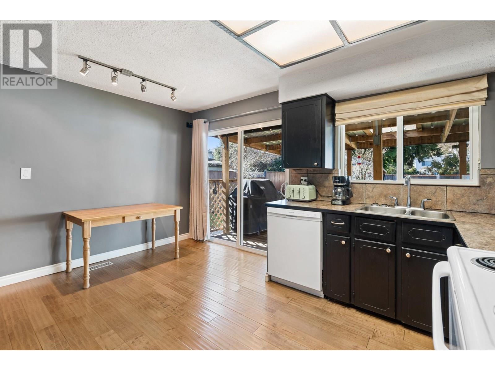 3641 INVERNESS STREET, Port Coquitlam