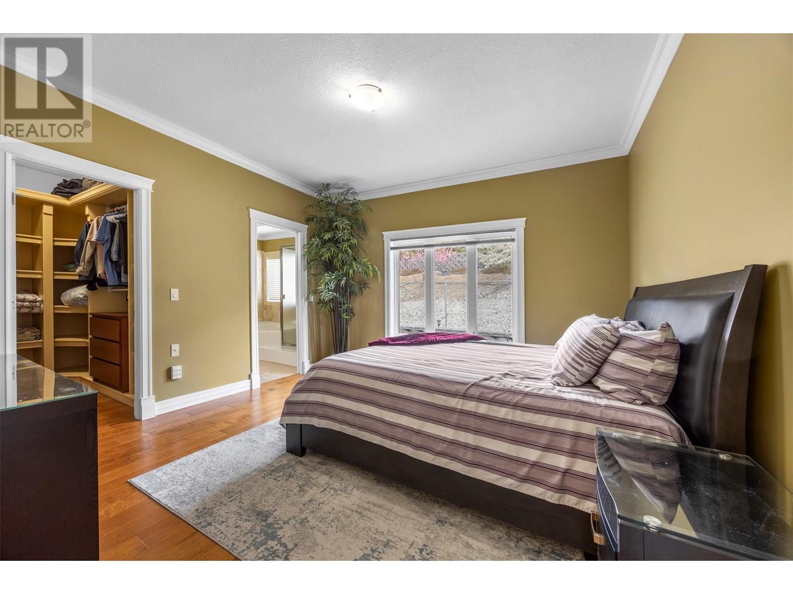 1584 MERLOT DRIVE - Image 9