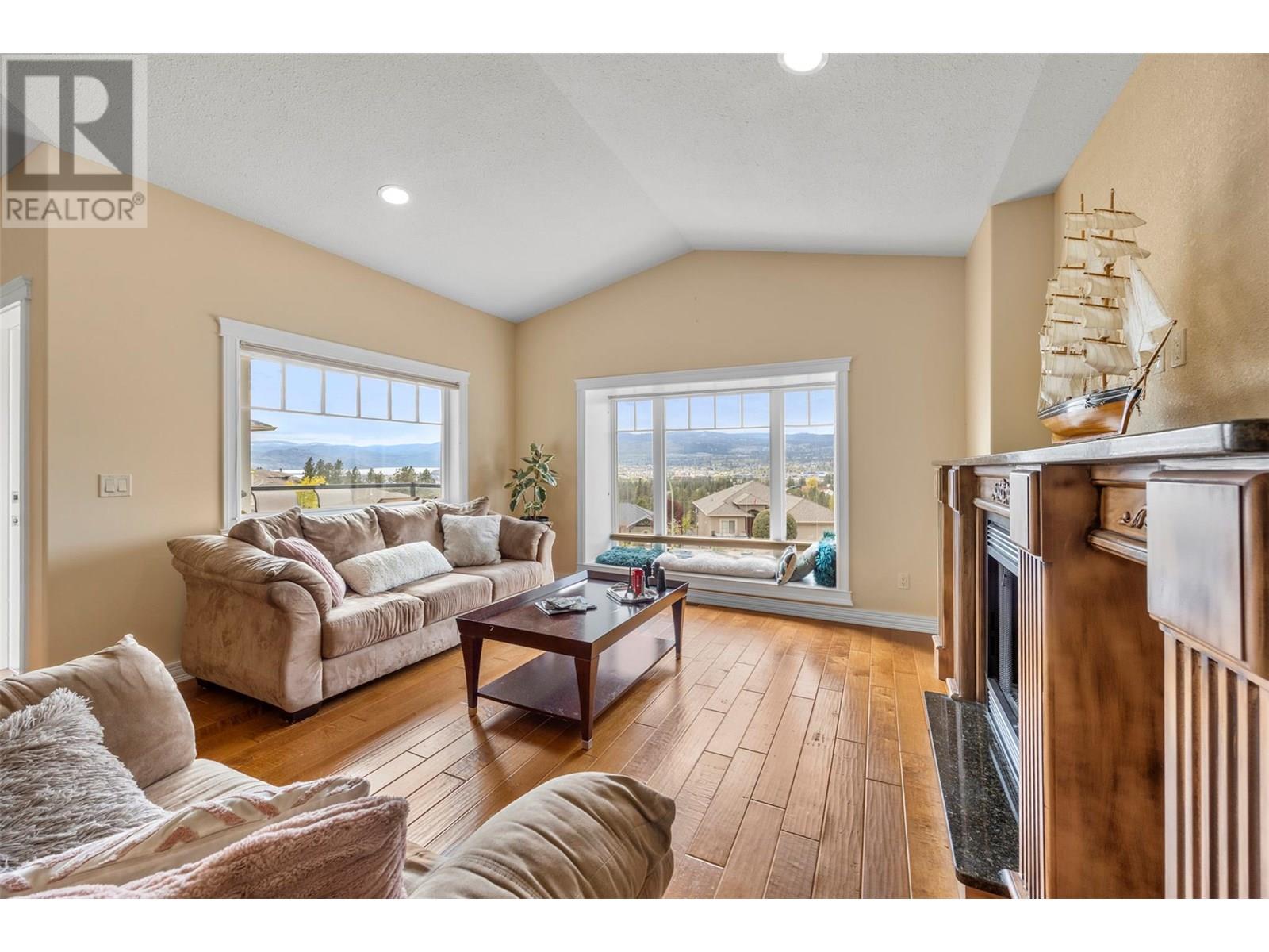 1584 MERLOT DRIVE - Image 3