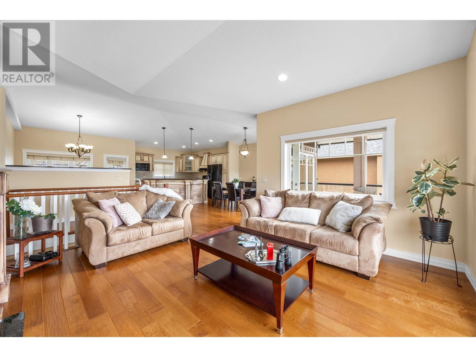 1584 MERLOT DRIVE - Image 4