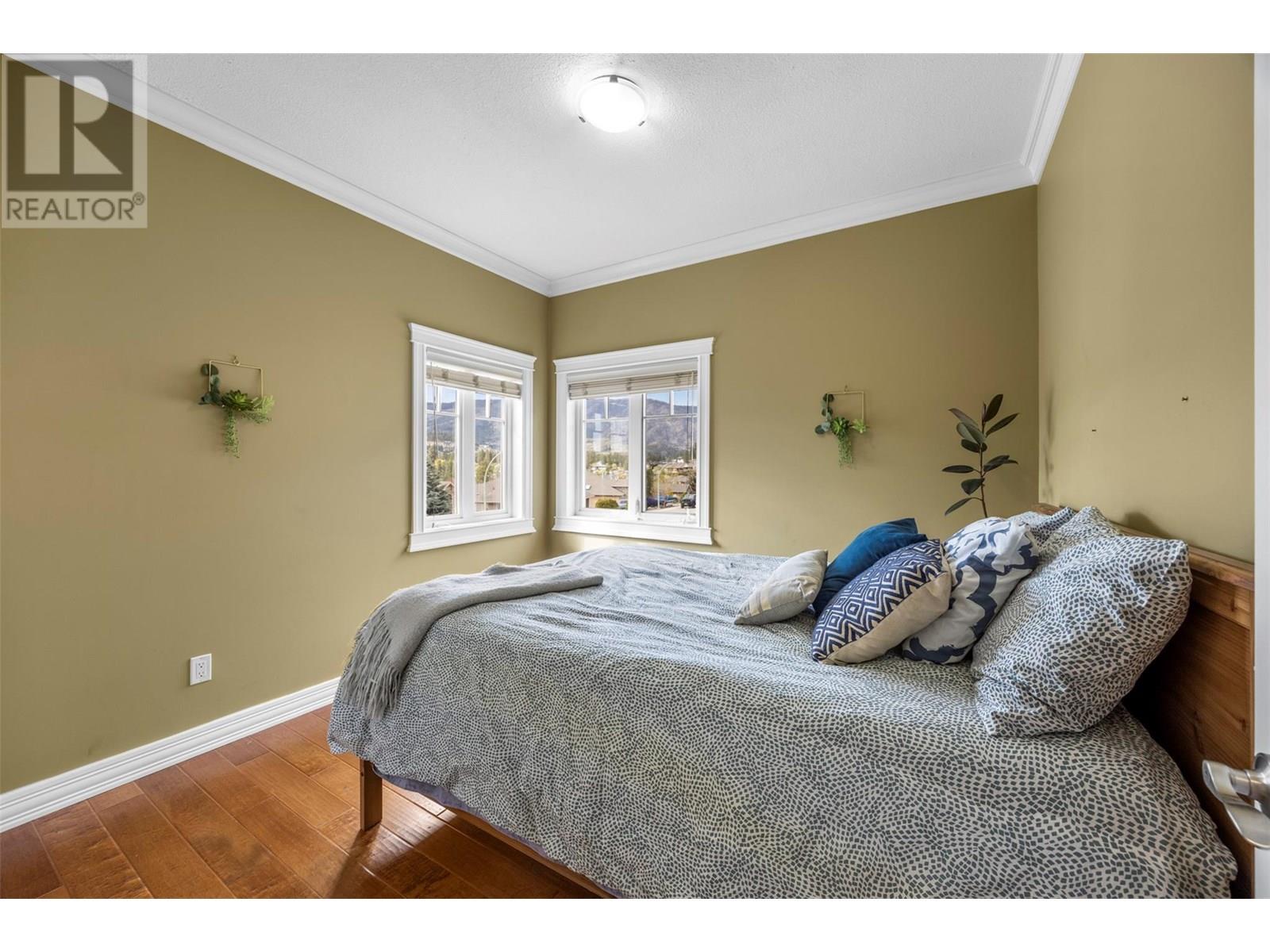 1584 MERLOT DRIVE - Image 12