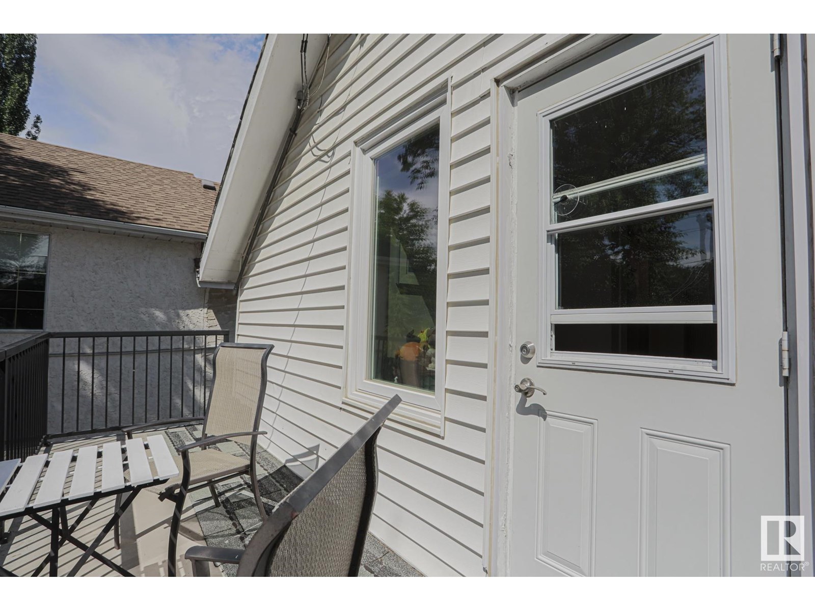 Photo 21 of 9829 88 Av Nw, Edmonton AB