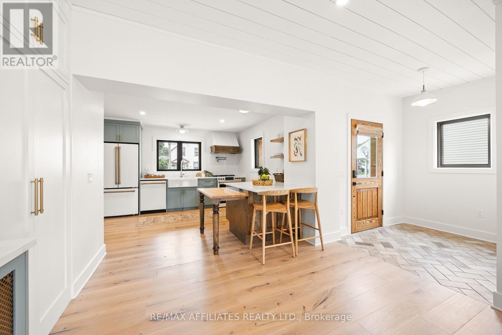 Photo 23 of 20 Grant Street, Perth ON