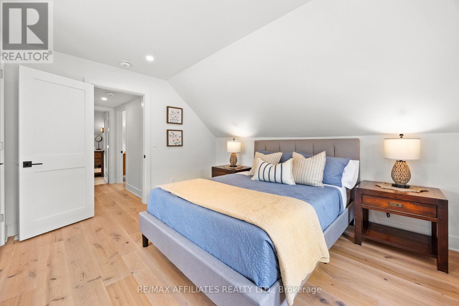 Photo 35 of 20 Grant Street, Perth ON