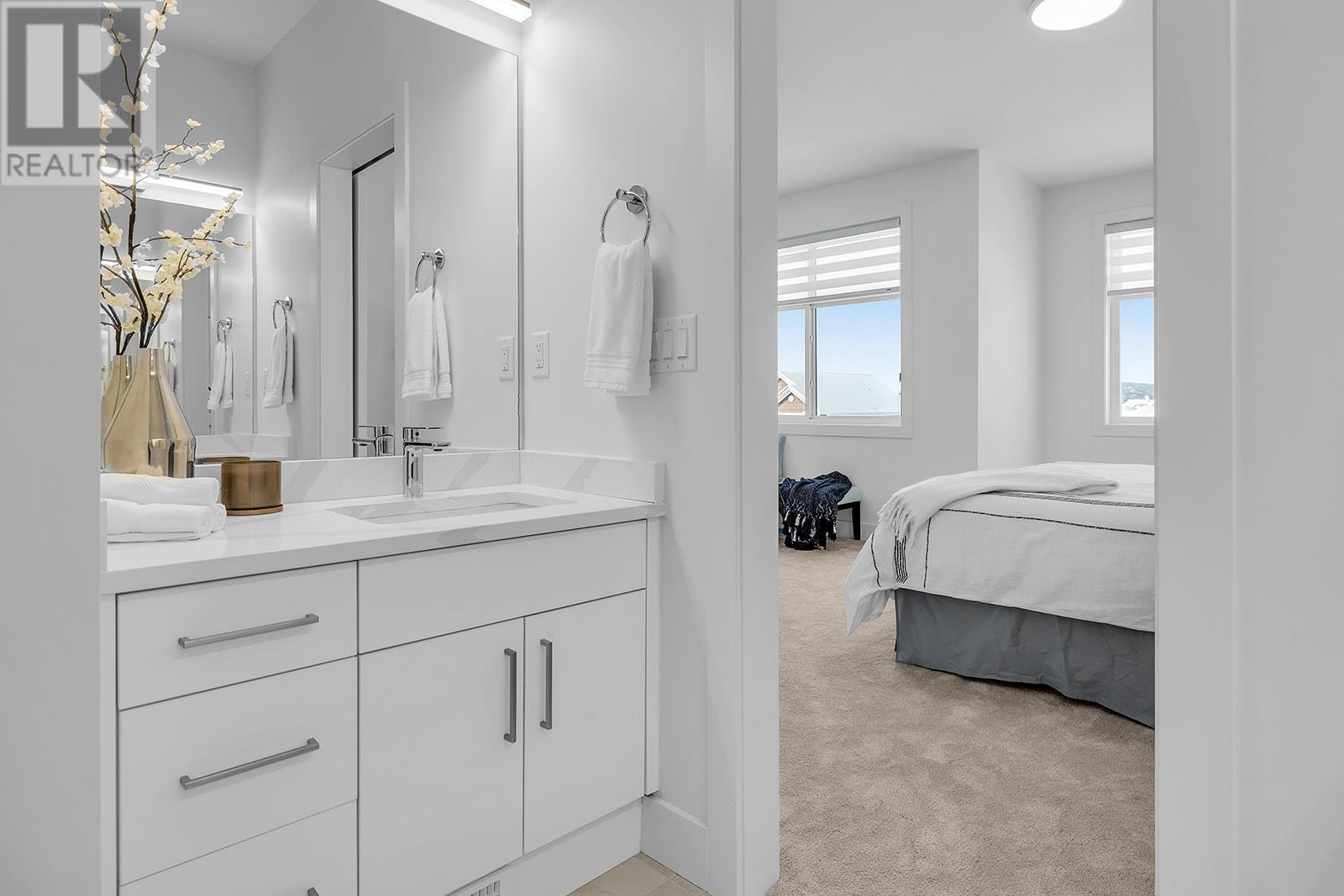 106 5300 Main Street, Kelowna