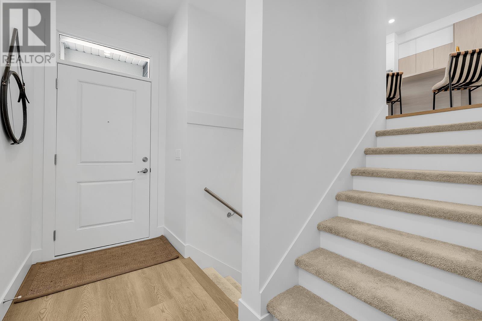 106 5300 Main Street, Kelowna